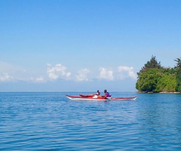 lake kivu boat ride 600x500